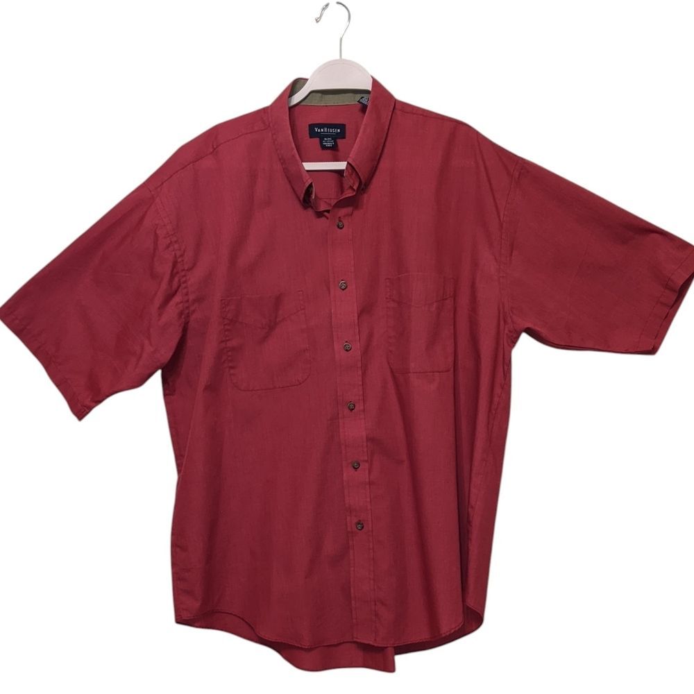 Van Heusen Men's Maroon Short Sleeve Shirt Cotton Poly Easy Care 17-17.5"
